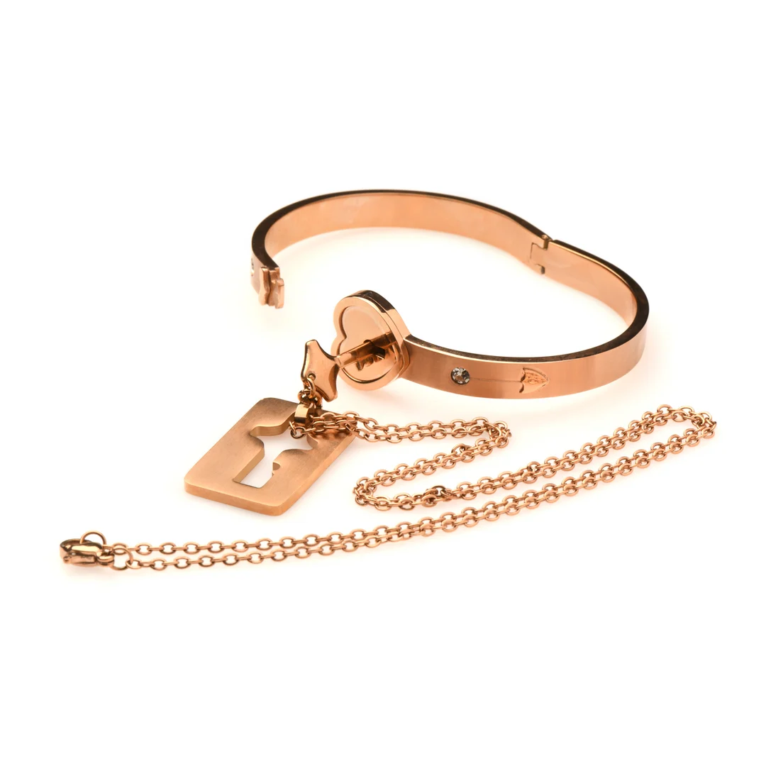 Pulsera con cadena de llaves en oro rosa - Imagen 4