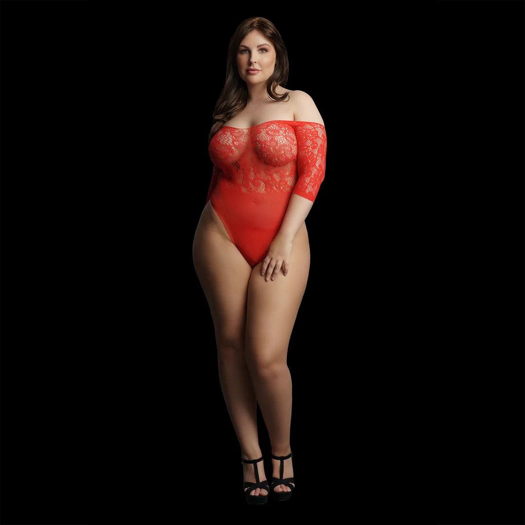 Body de encaje con pedrería y escote Bardot para un look glamuroso y curvilíneo – Presents - Imagen 4