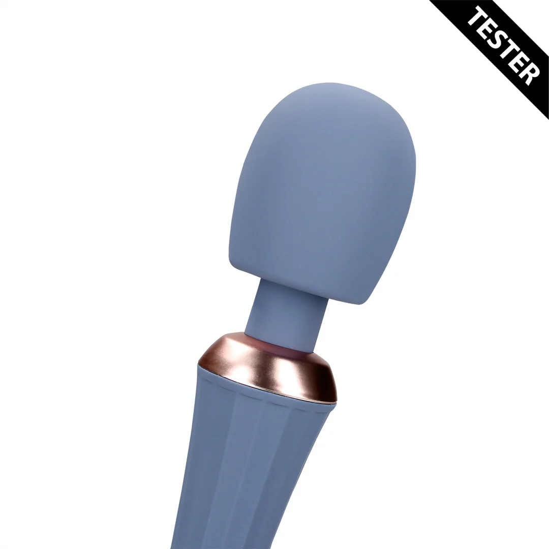 Vibrador tipo wand con mango silencioso para un control cómodo, Blue Nova, Loveline by Shots - Imagen 2