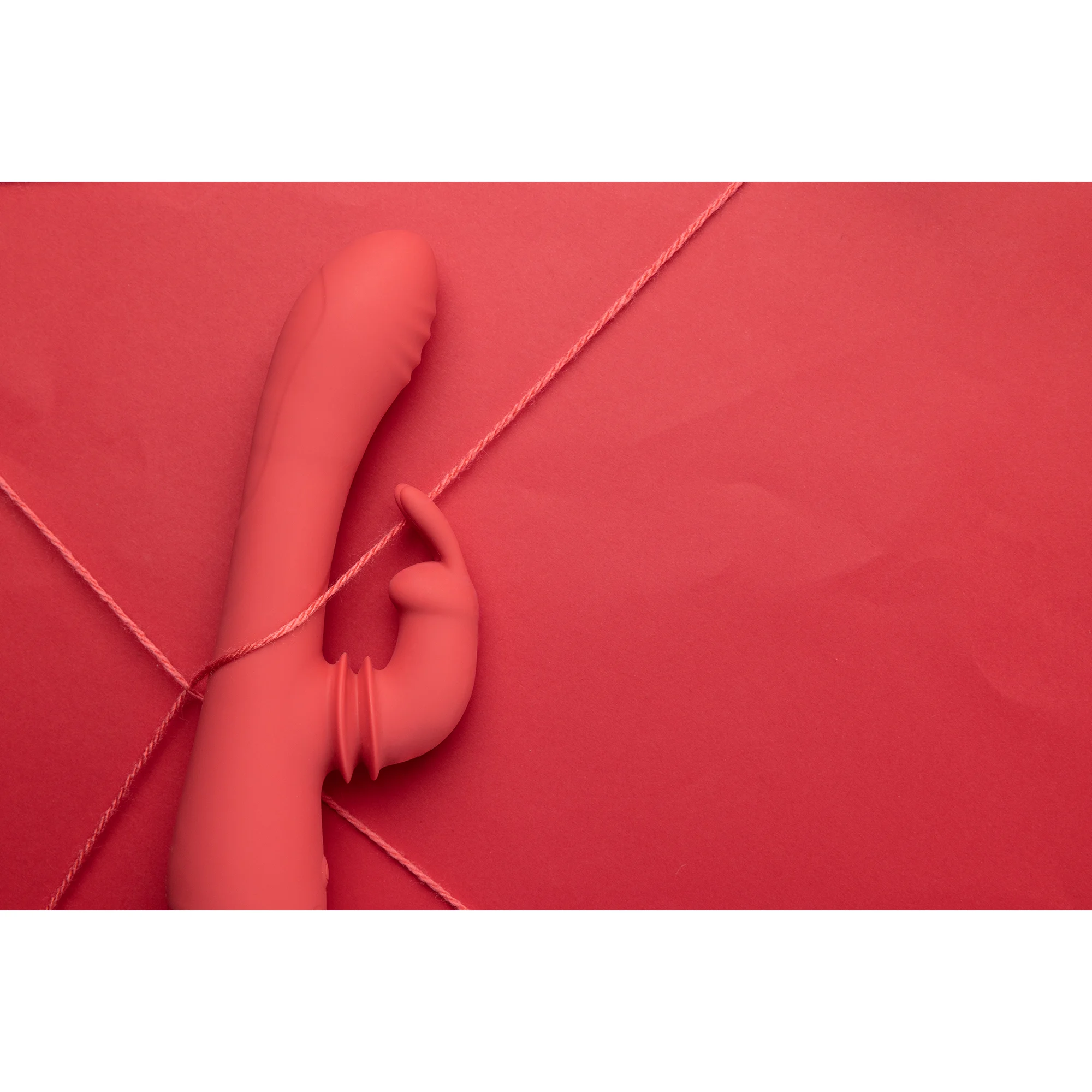 Vibrador tipo rabbit con función oscilante – Loveline by Shots Brighto Rojo Loveline by Shots - Imagen 12