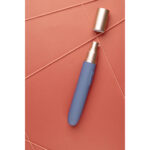 Vibrador de viaje Loveline Blue Horizon con compartimento para lubricante - Imagen 6