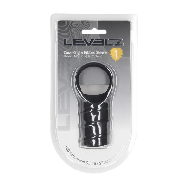 Anillo para el pene de silicona y funda estriada Levelz by Shots, negro