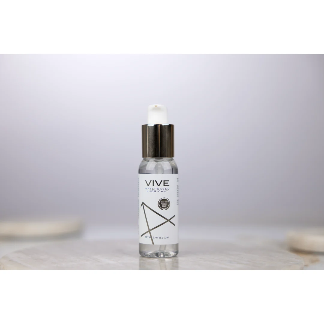 Lubricante de base acuosa, testado dermatológicamente y compatible con preservativos de látex, sin perfume e insípido, 50 ml, VIVE by Shots - Imagen 2