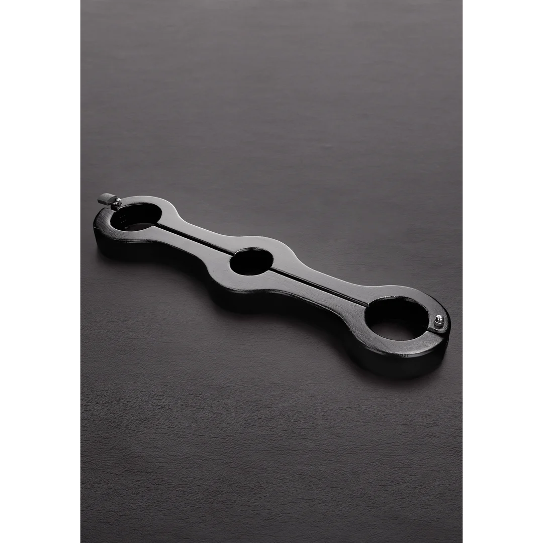 Estirador testicular de madera Humbler Steel by Shots - Imagen 6